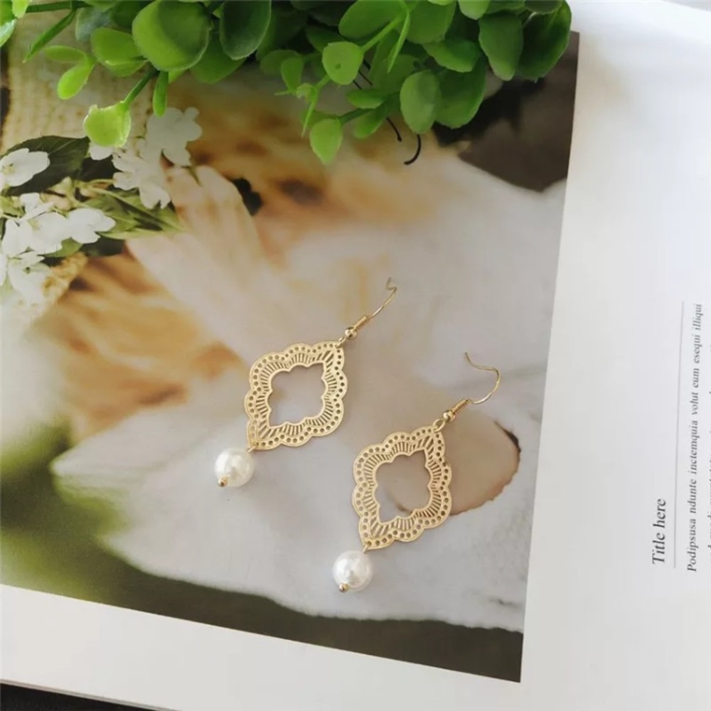 Boho ethnic geometric style dangle earrings pearl